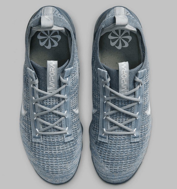 vapormax chilly blue